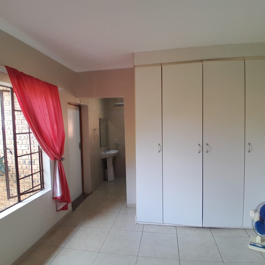 3 Bedroom Property for Sale in Oos Einde North West